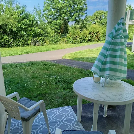 Terrasse Calme A La Rochelle (Charente-Maritime)